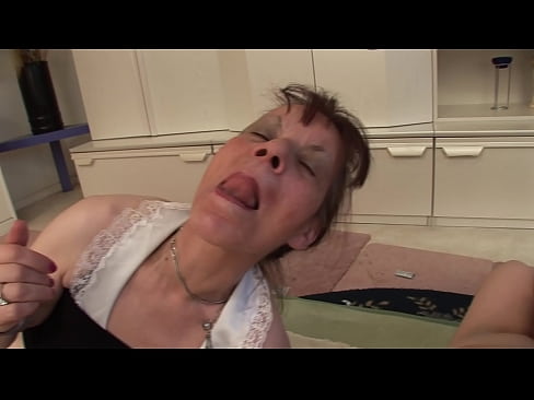 ❤️ Dvije bake i jedan djed imaju trojku ❤️ Ruski porno na hr.drpornofilme.ru